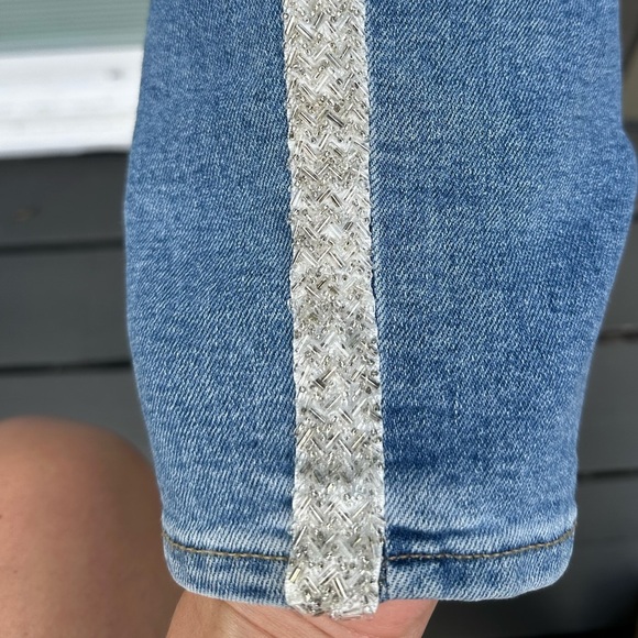 LOFT Women’s Jeans Bedazzled- Size 31/12 - Picture 5 of 8